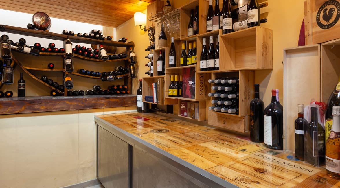 A wine tasting laid out with the estate's own Chianti Rufina